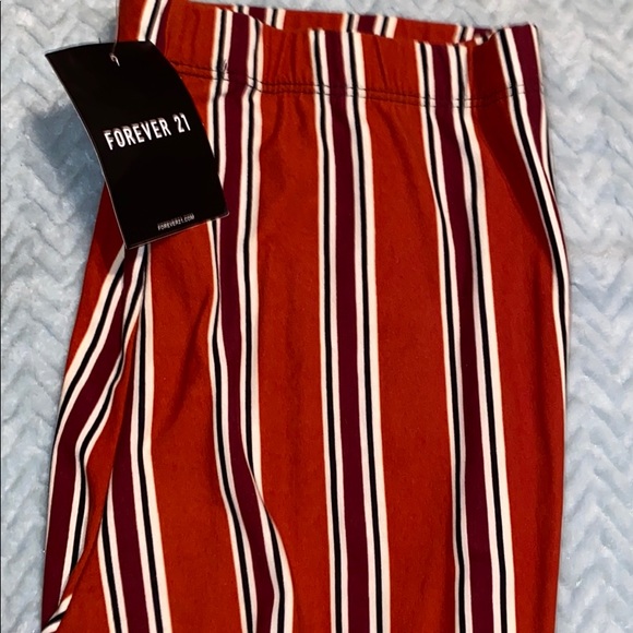 Size:M - Picture 1 of 3